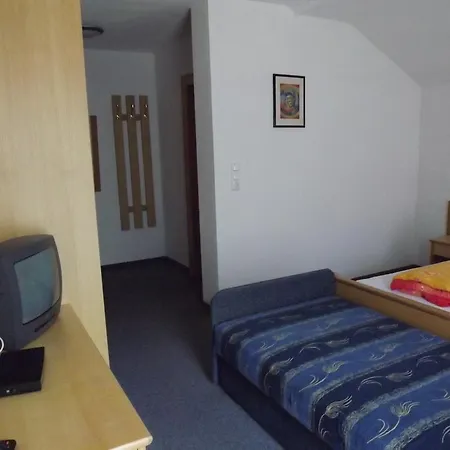 Apart Birgit Apartment