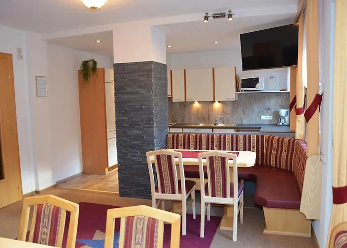 Birgit شقة كابل